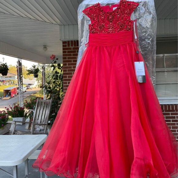Sherri Hill red pageant dress little girl size 6, new with tags - Picture 2 of 8